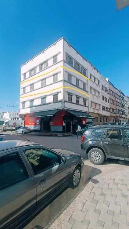 Appartement à 2 Mars - 3