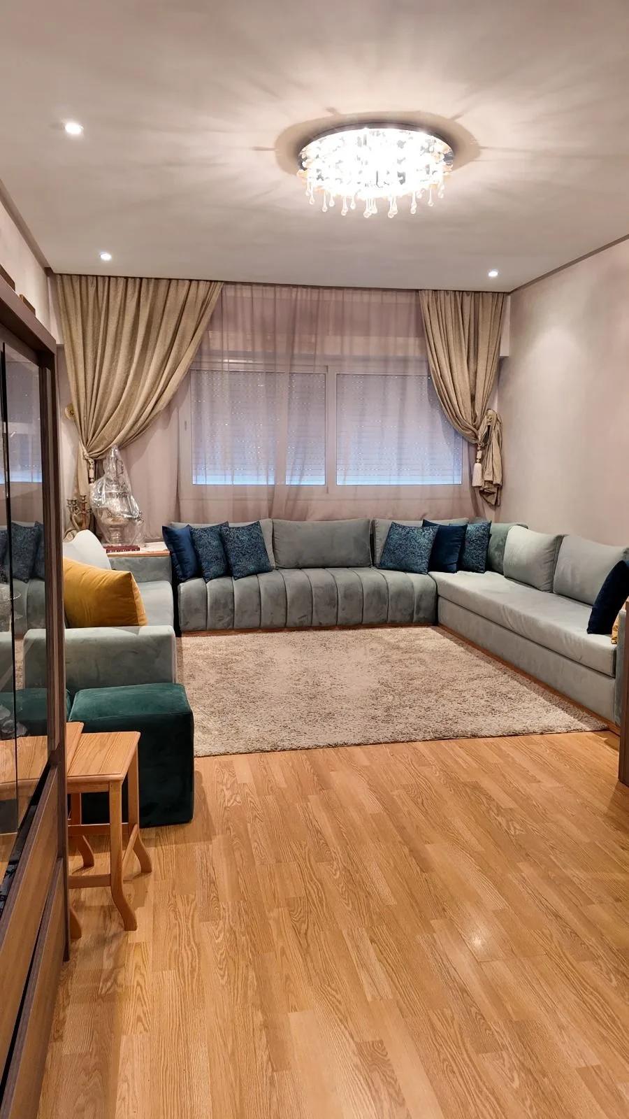 Appartement à maarif 4 étage sans ascenseur – Casablanca