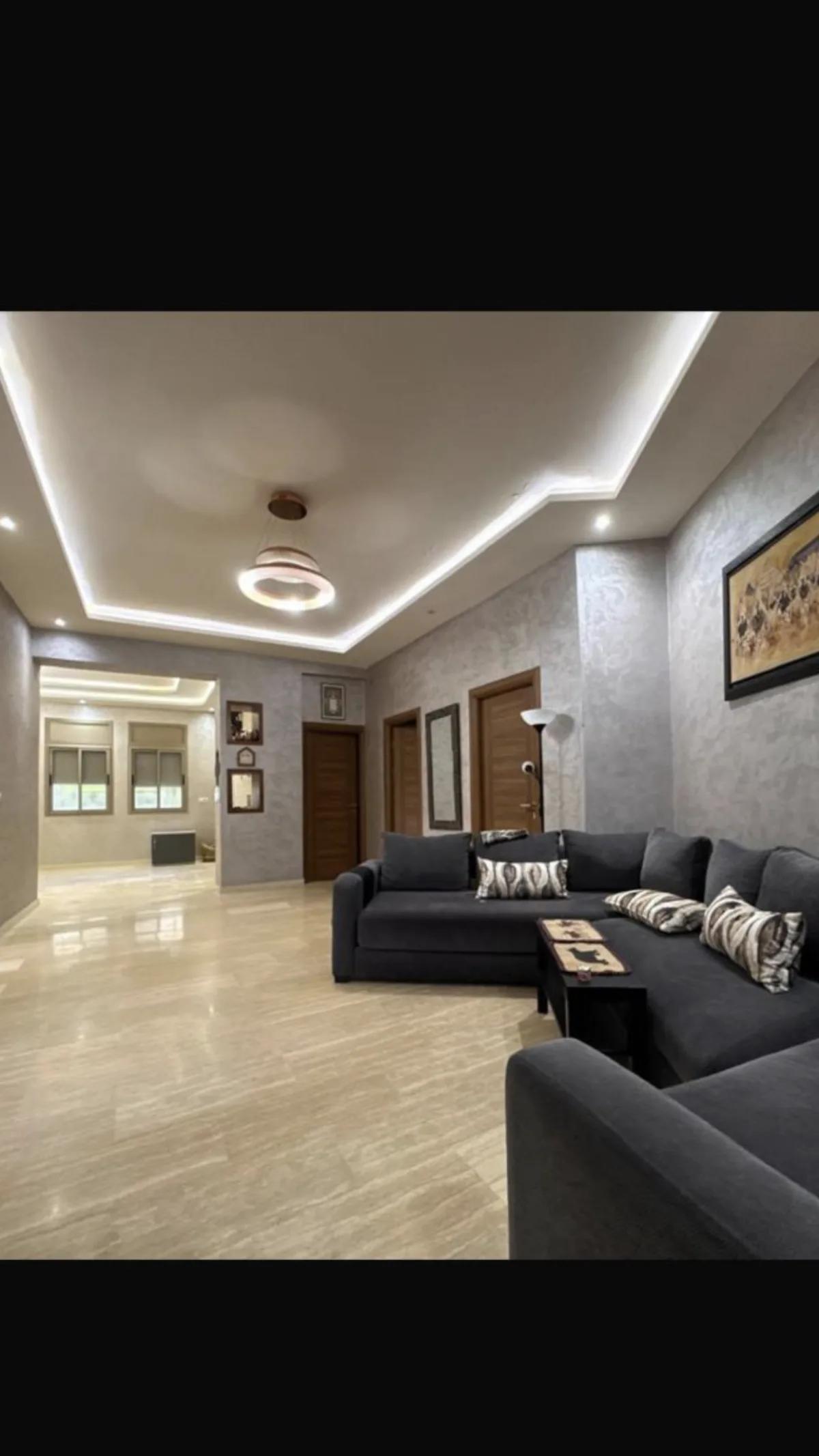 Appartement rénové dans une villa au rez de chaussée à France ville - 4